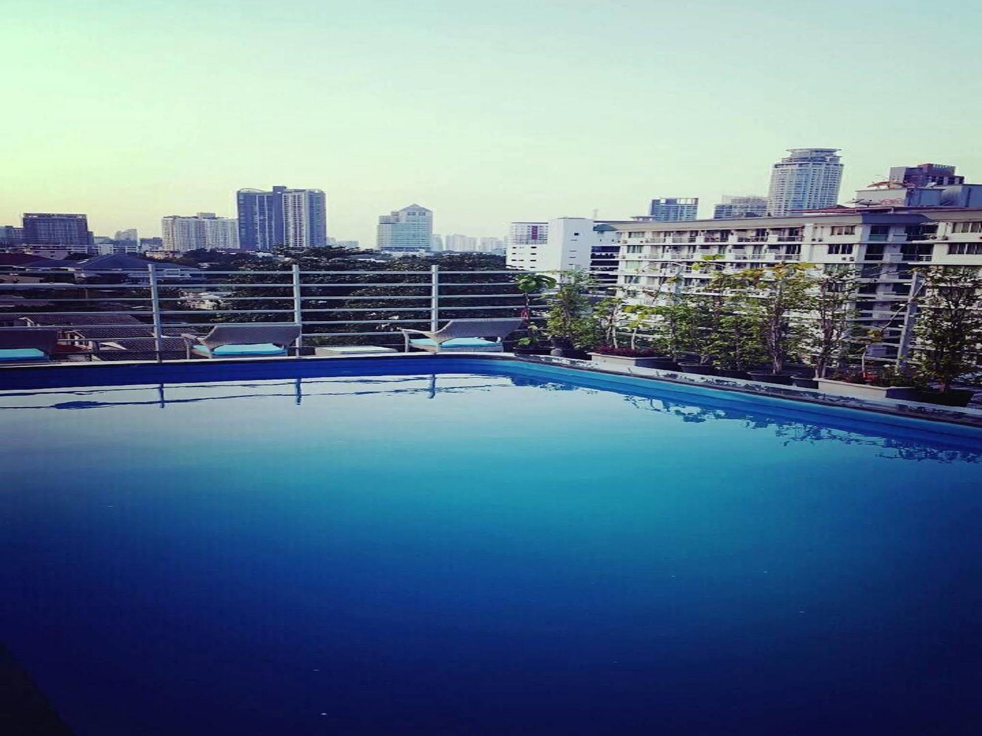 The City At Fifty Bangkok Exterior foto